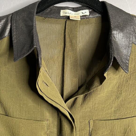 Double Zero Olive Green Sleeveless Blouse Size Small - Picture 4 of 10
